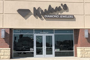 Kuhn's Diamond Jewelers storefront in Hays KS